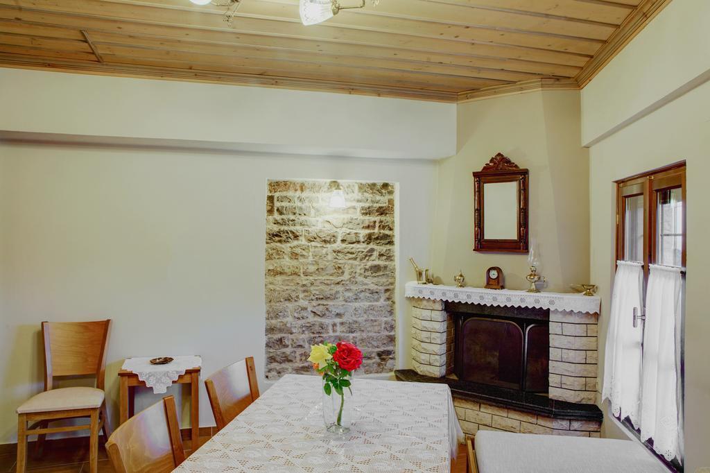 Archontiko Evridikis Hotel Vitsa Bagian luar foto